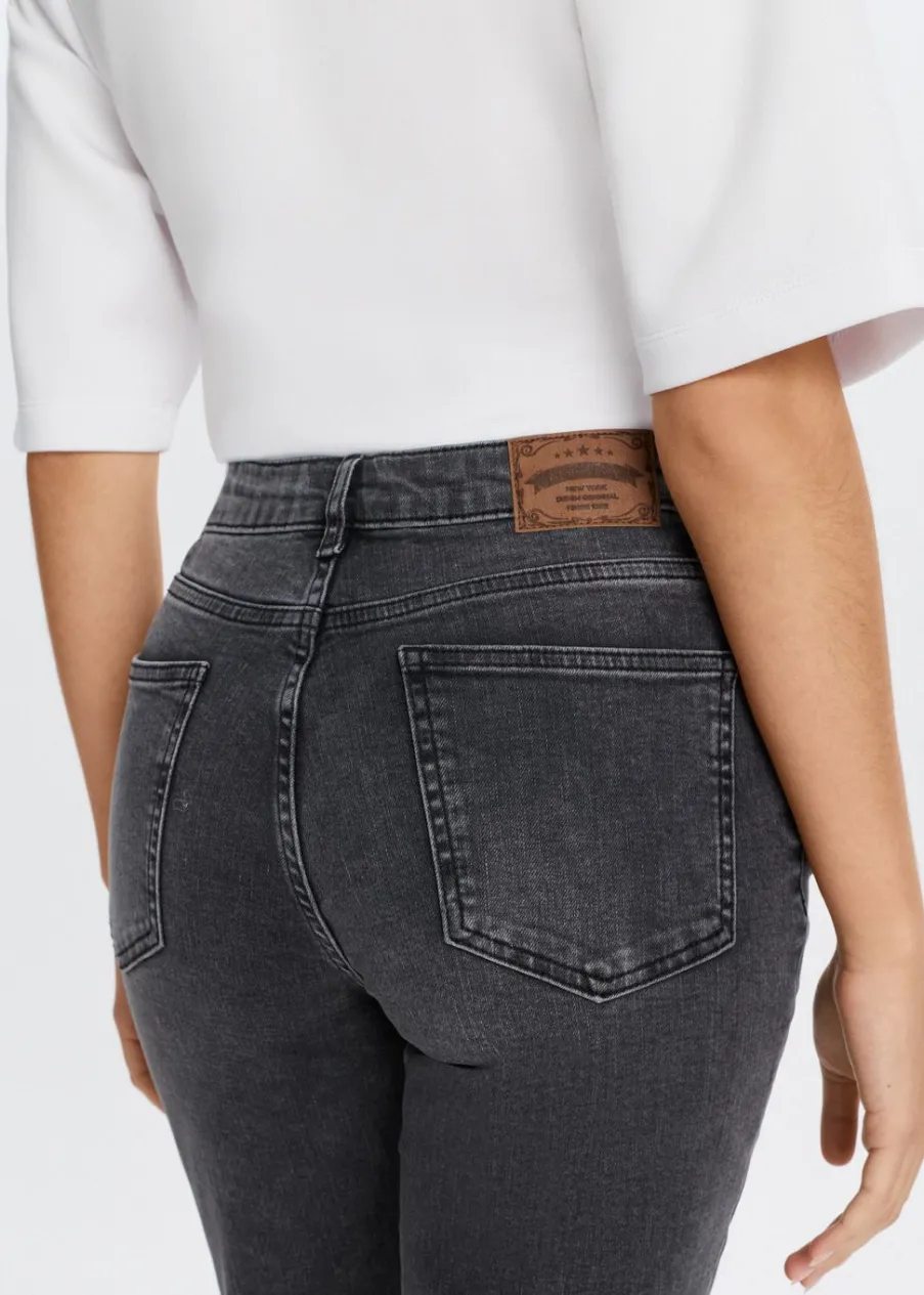 The Sting Flared jeans met pintuck<DAMES Jeans