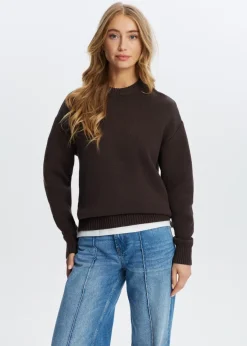 The Sting Gebreide trui met tekst design<DAMES Truien En Vesten