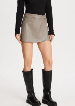 The Sting Imitatieleren skort<DAMES Skorts