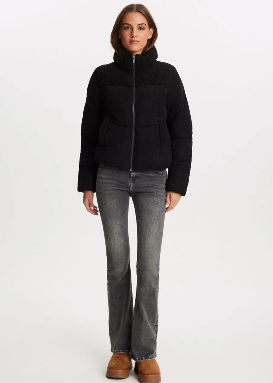 The Sting Jas met ribstructuur<DAMES Jassen