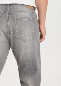 The Sting Stretchy straight leg jeans<Heren Jeans