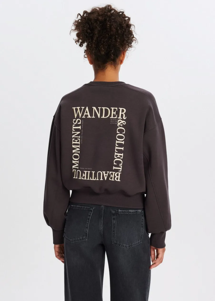 The Sting Sweater met collect print<DAMES Sweaters En Hoodies