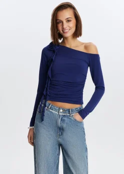 The Sting Top met roosdetail<DAMES Tops