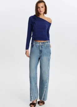 The Sting Top met roosdetail<DAMES Tops